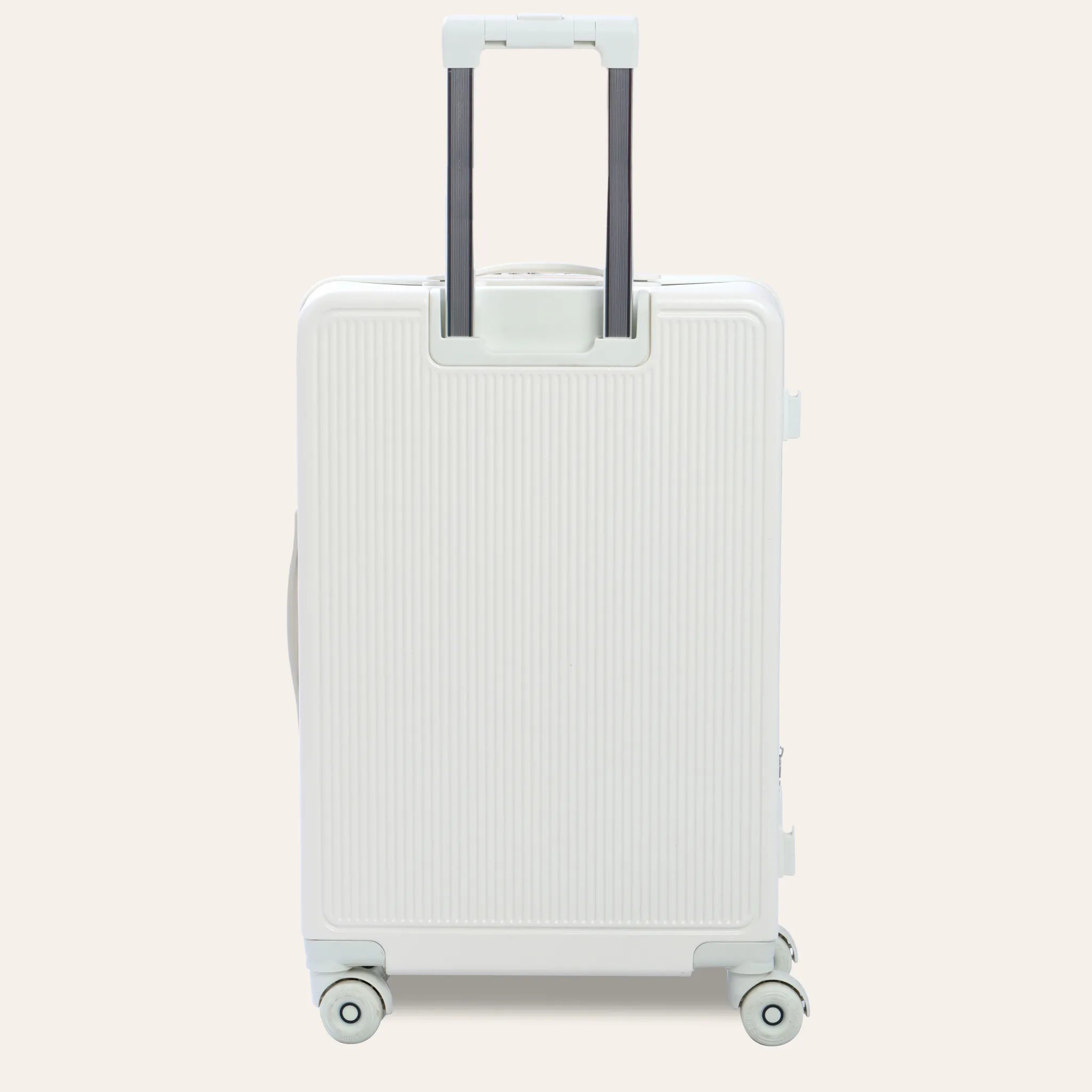 NORWAY | CHECK-IN - White